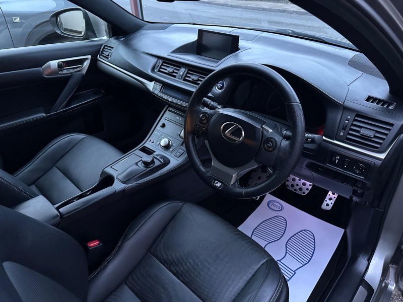 LEXUS CT