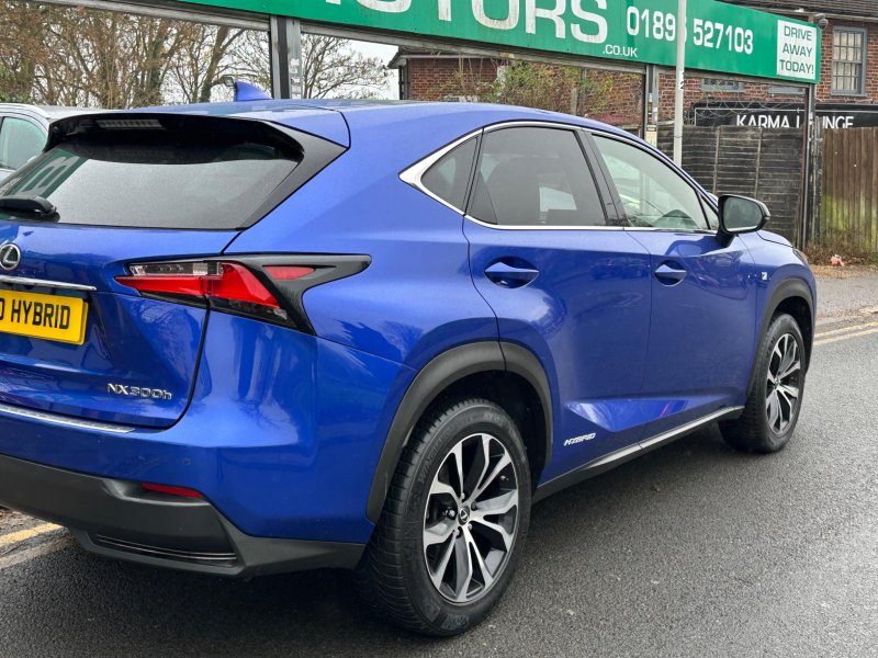 LEXUS NX