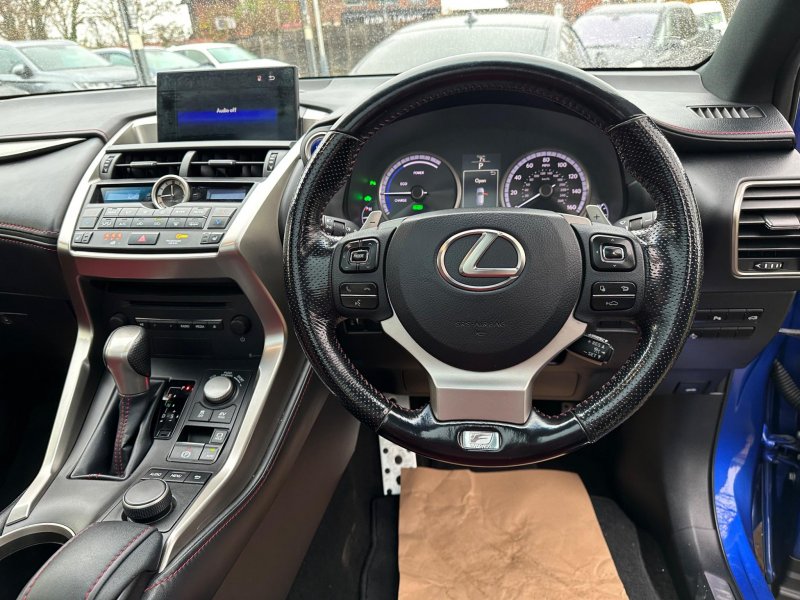 LEXUS NX