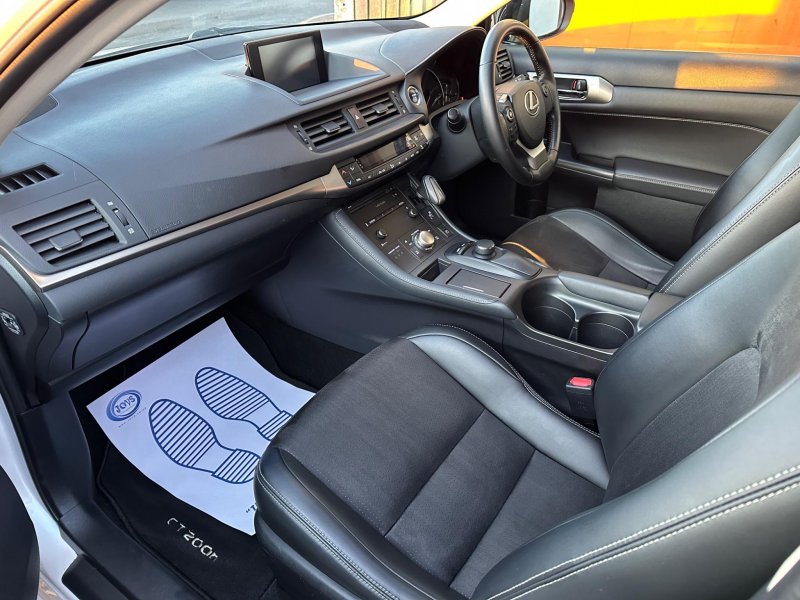 LEXUS CT