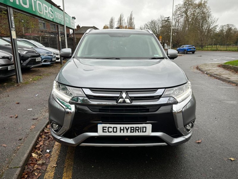 MITSUBISHI OUTLANDER