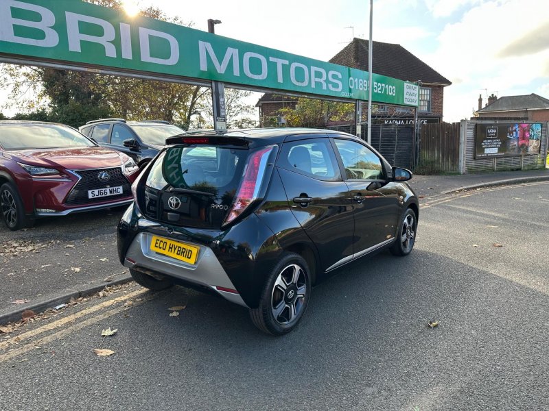 TOYOTA AYGO