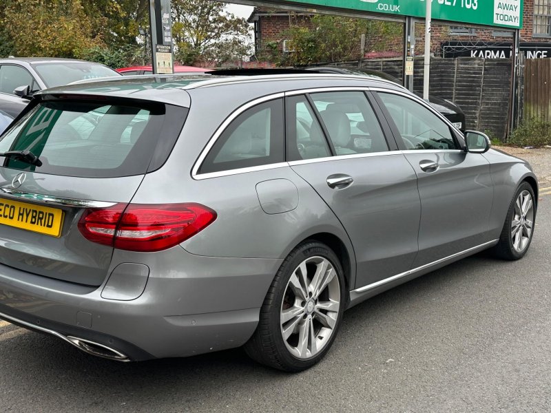 MERCEDES-BENZ C CLASS