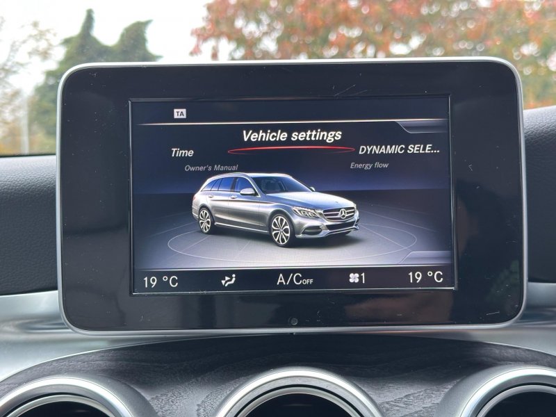 MERCEDES-BENZ C CLASS