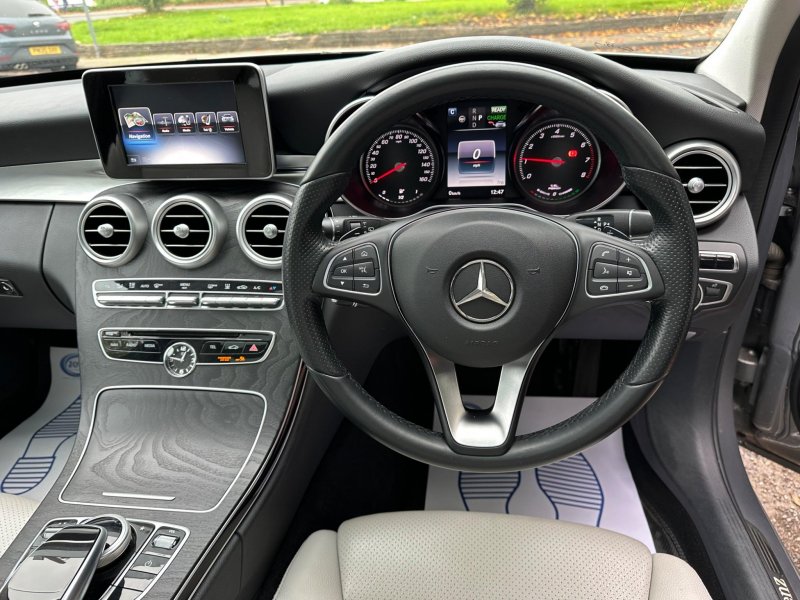 MERCEDES-BENZ C CLASS