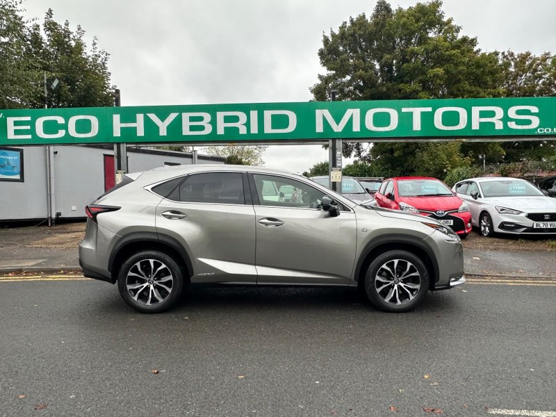 LEXUS NX