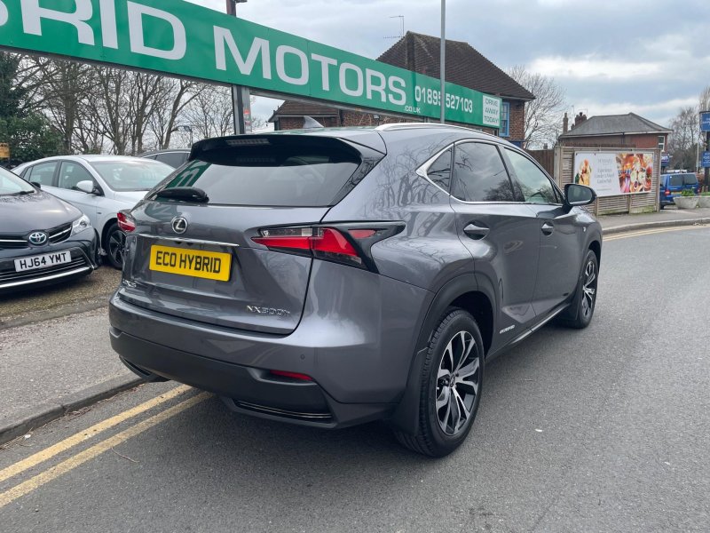 LEXUS NX
