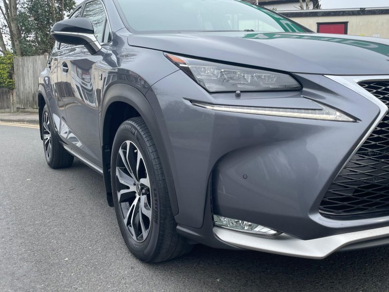 LEXUS NX