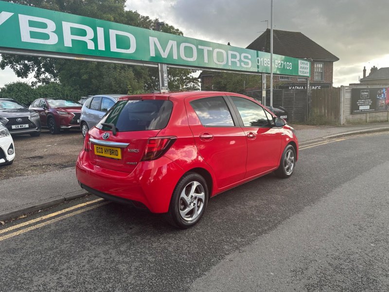 TOYOTA YARIS