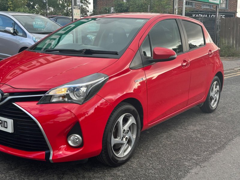 TOYOTA YARIS