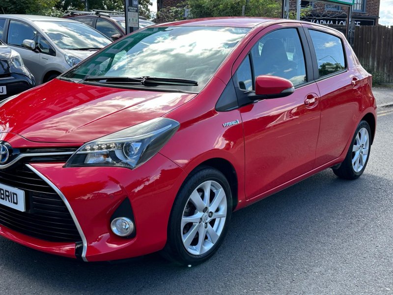 TOYOTA YARIS