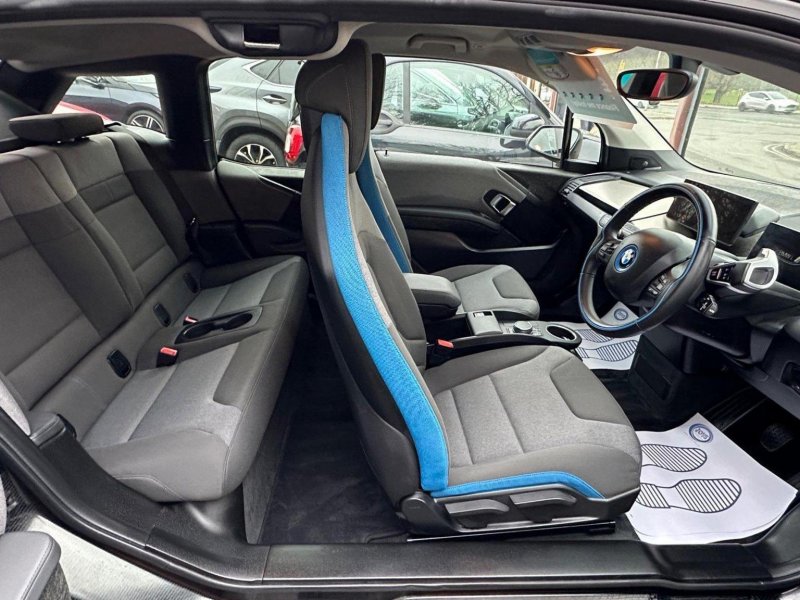 BMW I3