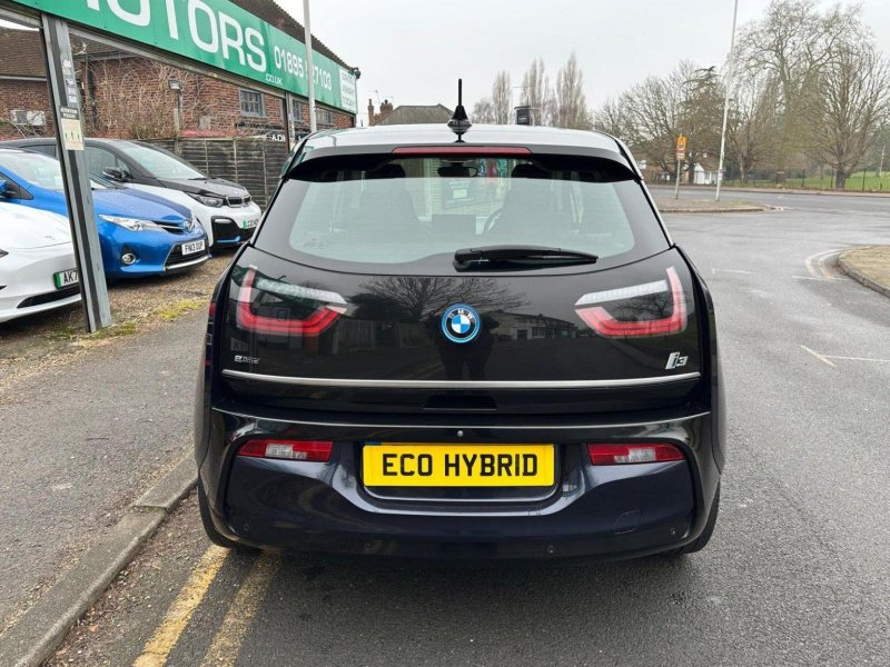 BMW I3