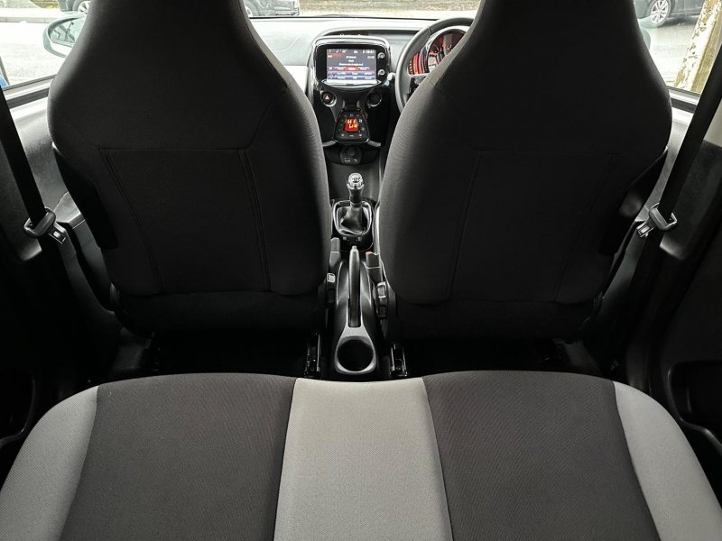 TOYOTA AYGO