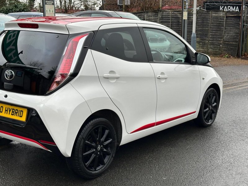 TOYOTA AYGO