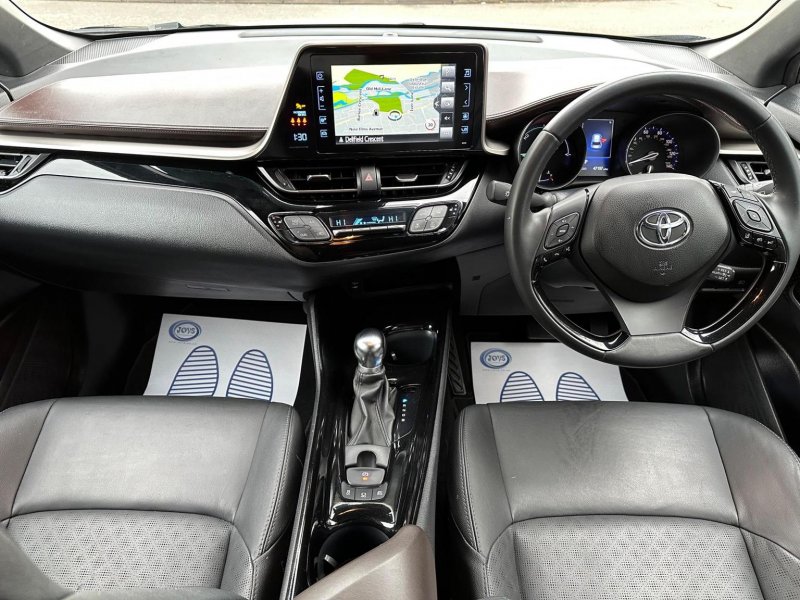 TOYOTA C-HR
