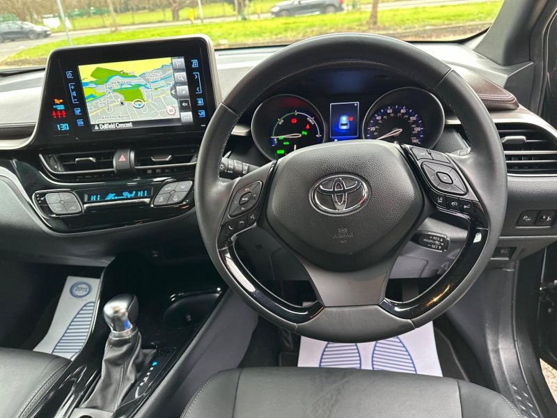 TOYOTA C-HR