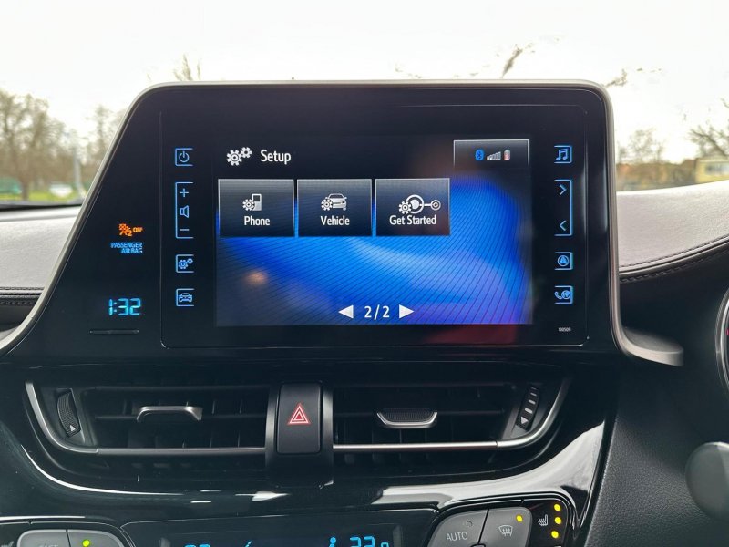 TOYOTA C-HR
