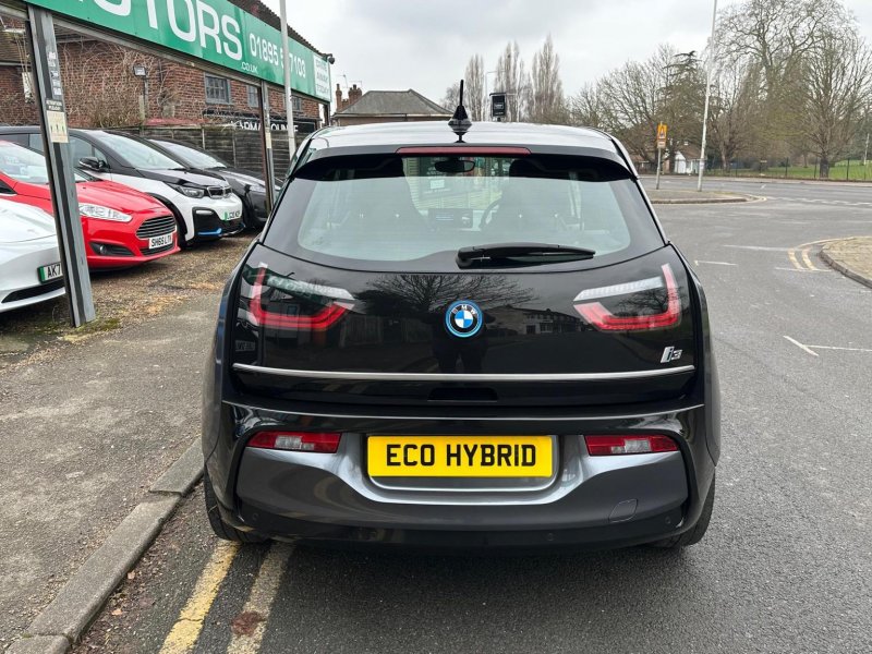 BMW I3