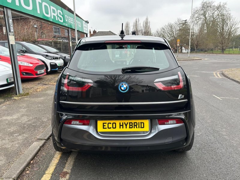 BMW I3