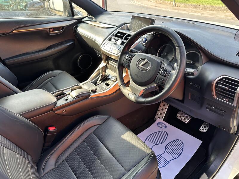 LEXUS NX