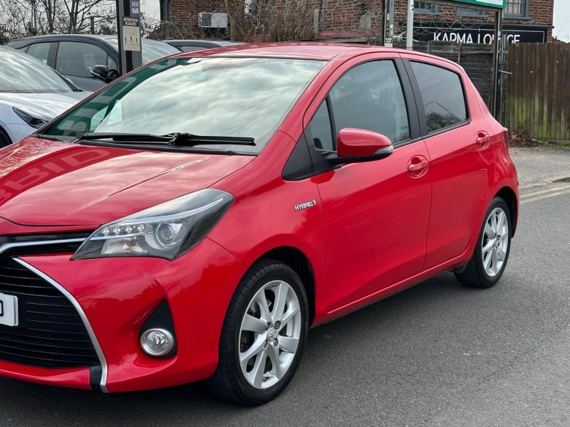TOYOTA YARIS