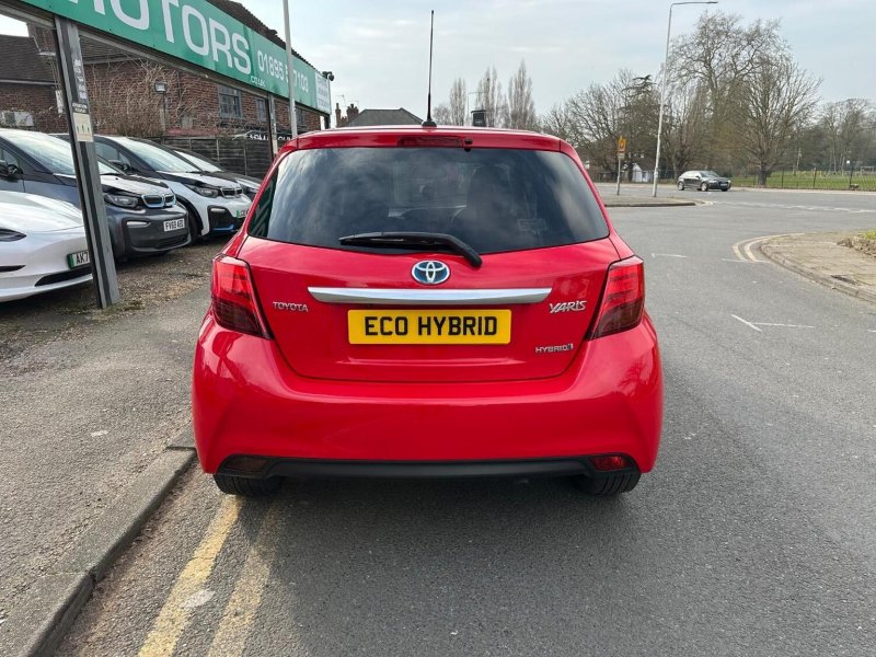 TOYOTA YARIS