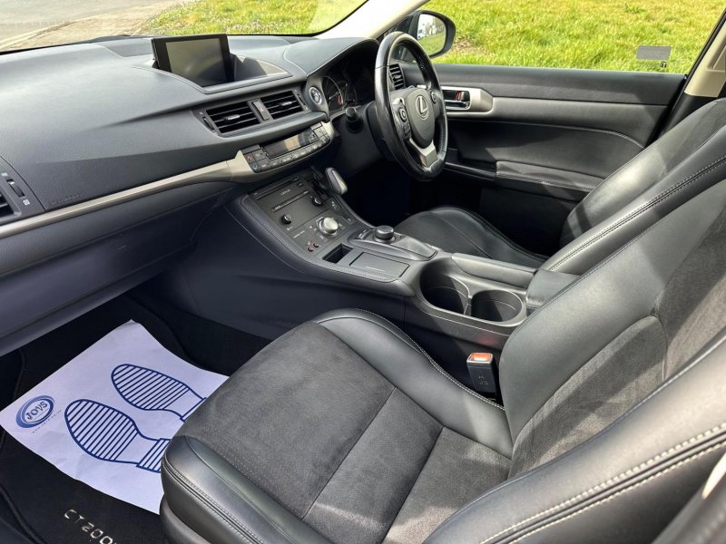 LEXUS CT