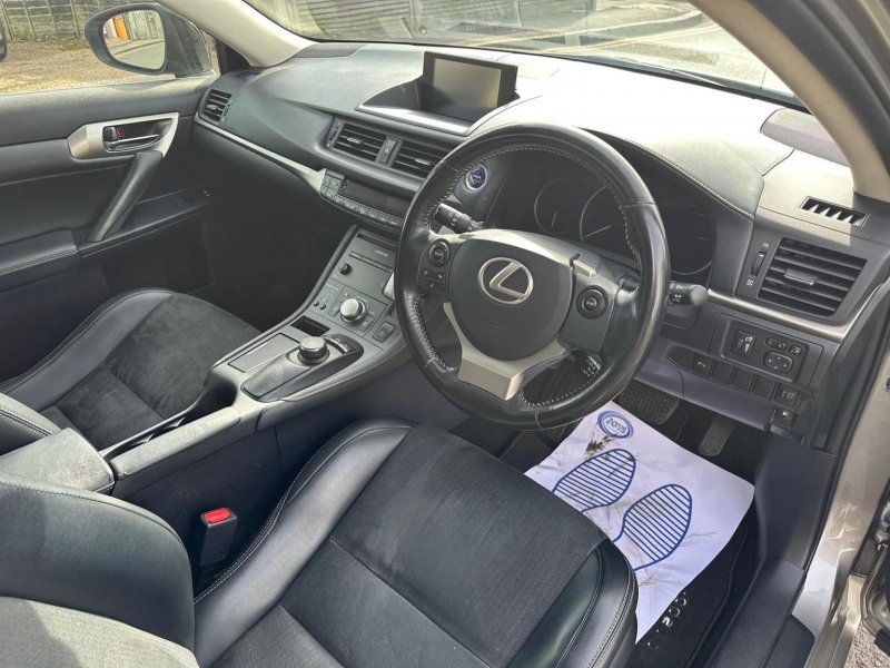 LEXUS CT