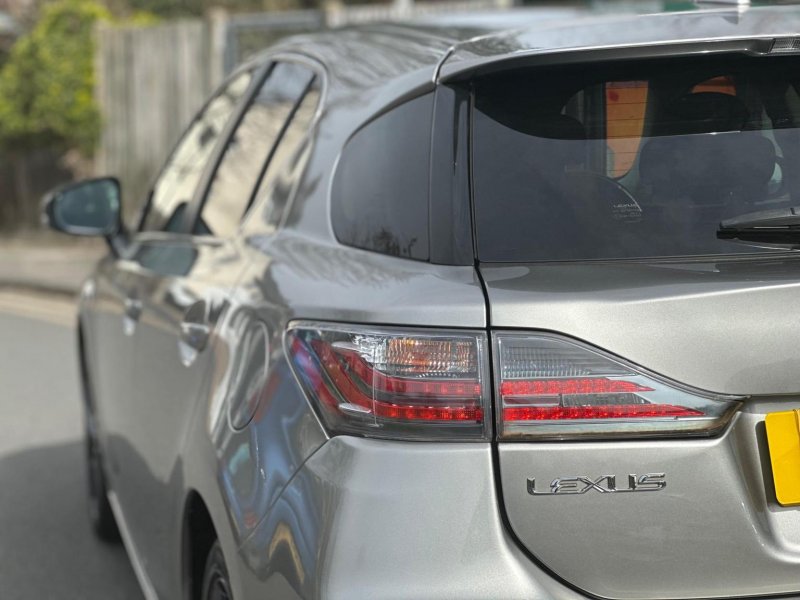 LEXUS CT