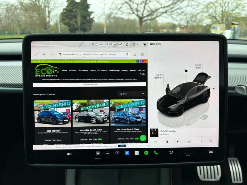 TESLA MODEL Y