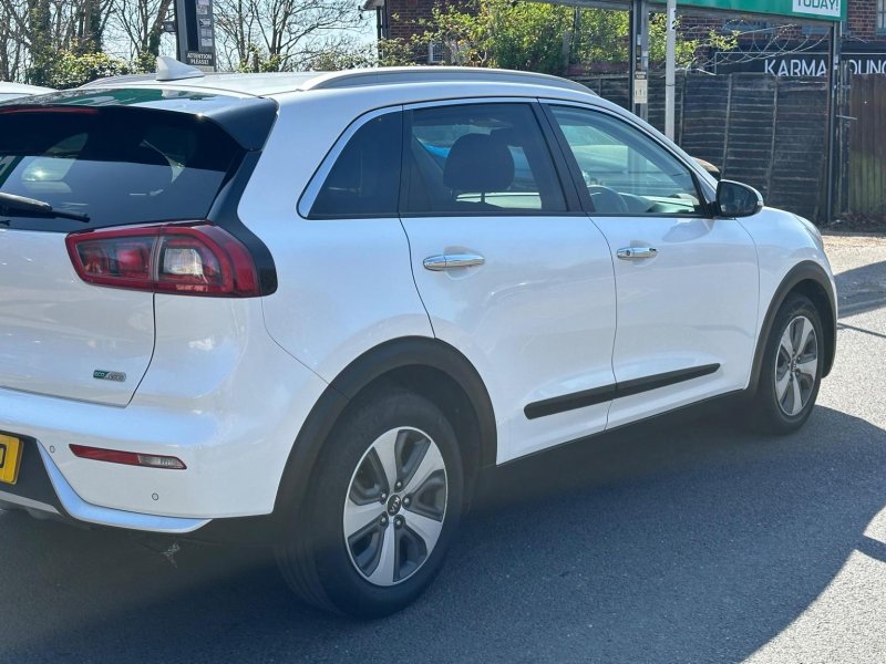 KIA NIRO