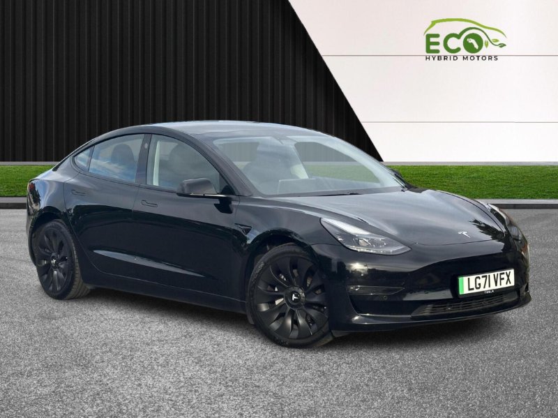 TESLA MODEL 3